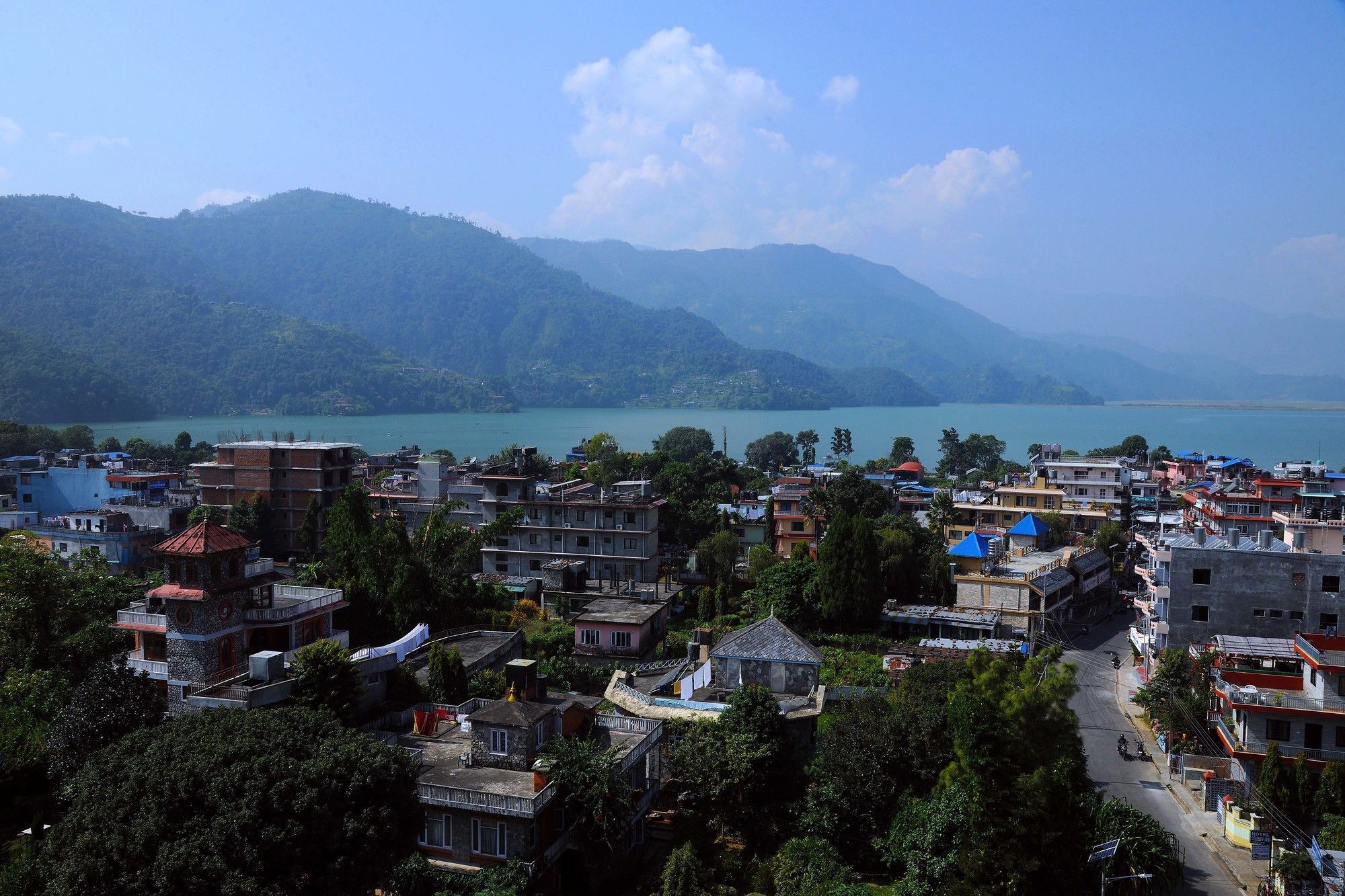 Hotel Queens Park Pokhara Extérieur photo