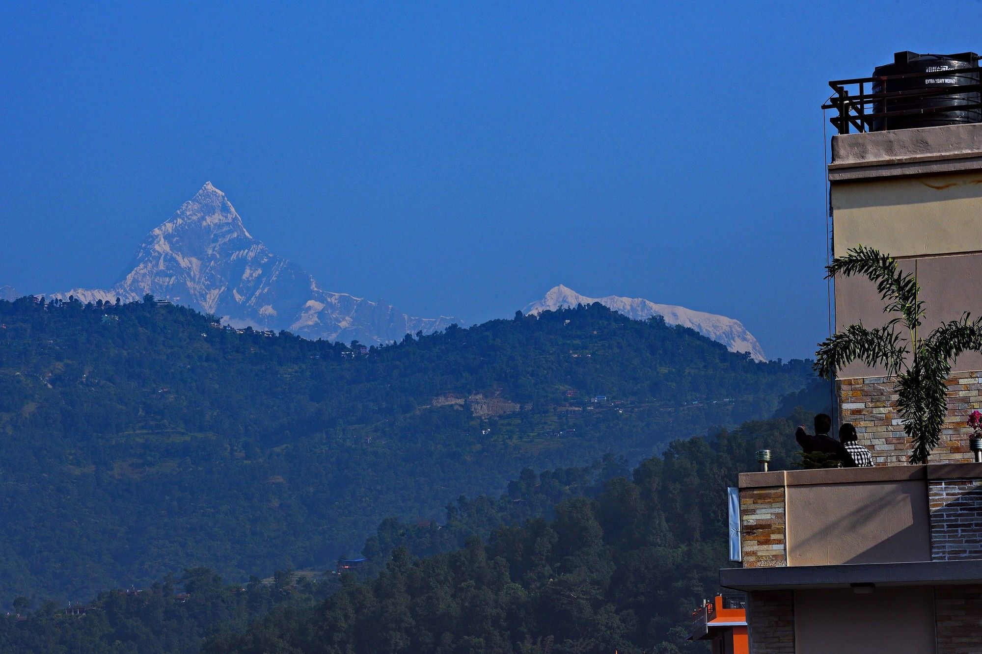 Hotel Queens Park Pokhara Extérieur photo